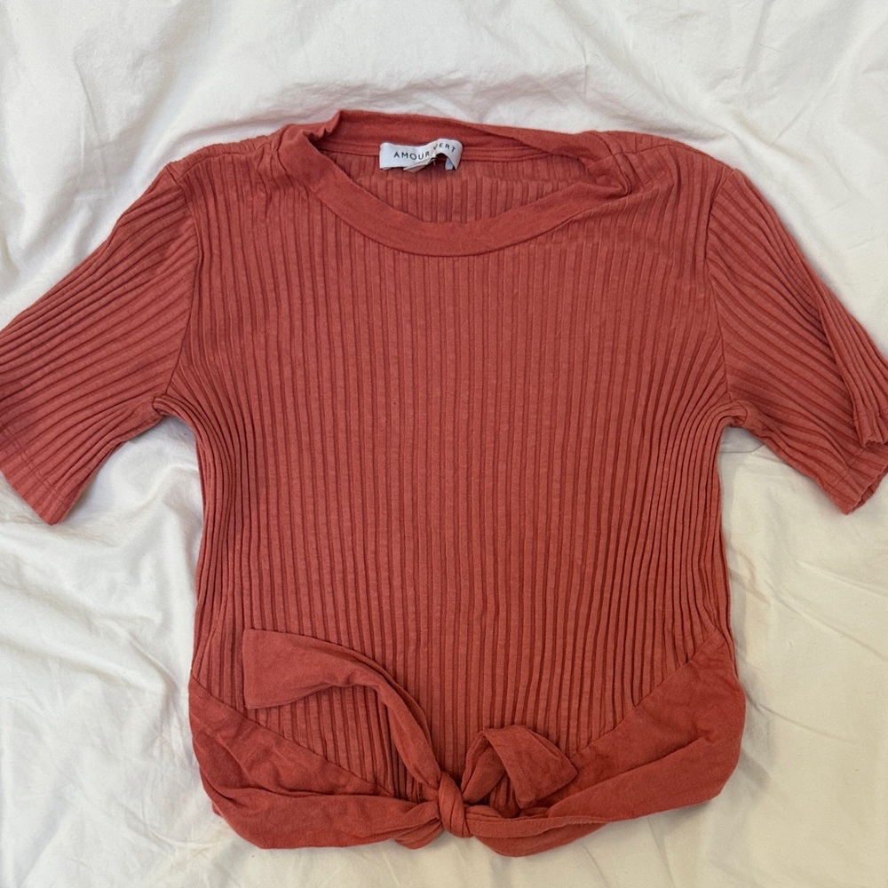 Amour Vert Rust Ribbed Tie-Front Top